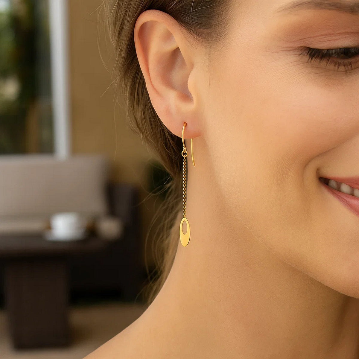 14K Yellow Gold Cutout Oval Chain Dangling Earrings