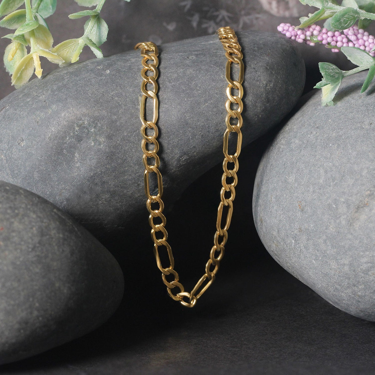 10K Yellow Gold Lite Figaro Chain (4.70 mm)