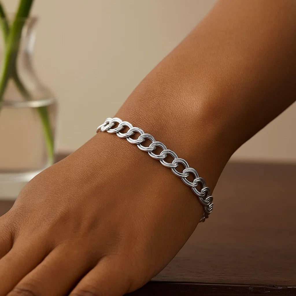Sterling Silver Ridged Circular Chain Bracelet with Rhodium Plating (6.00 mm)