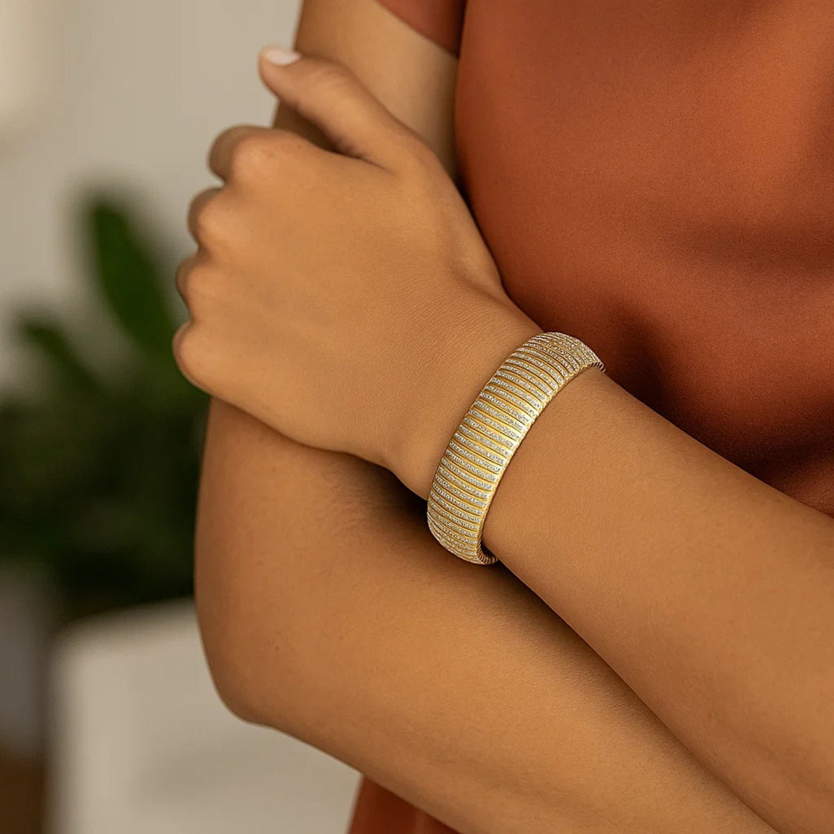 14k Yellow Gold Bold Diamante Flex Bracelet (17.10 mm)