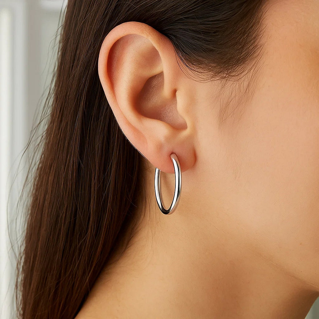 10k White Gold Polished Hoop Earrings (3x25mm)
