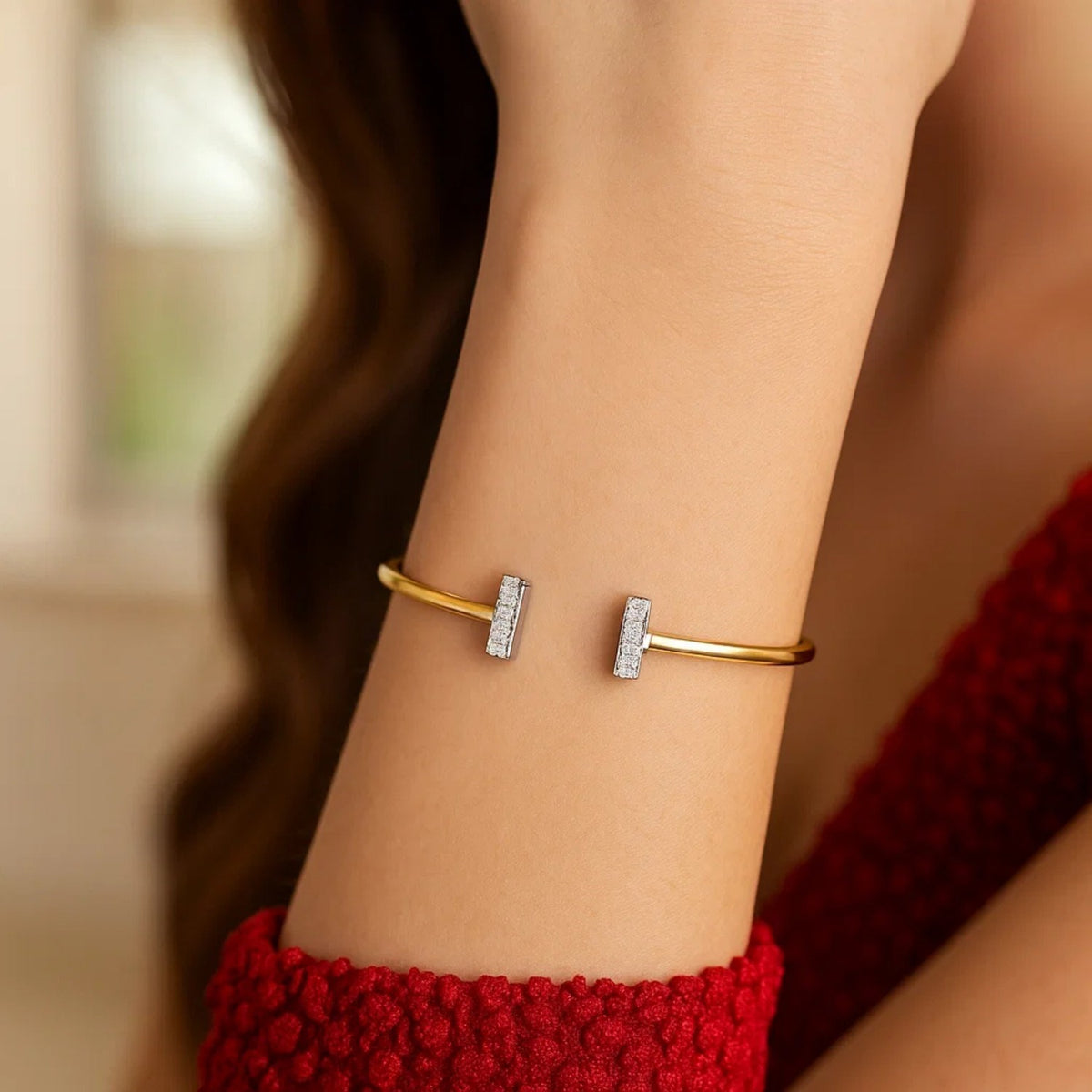 14k Two Tone Gold Diamond Tee Bar Bangle (2.00 mm)