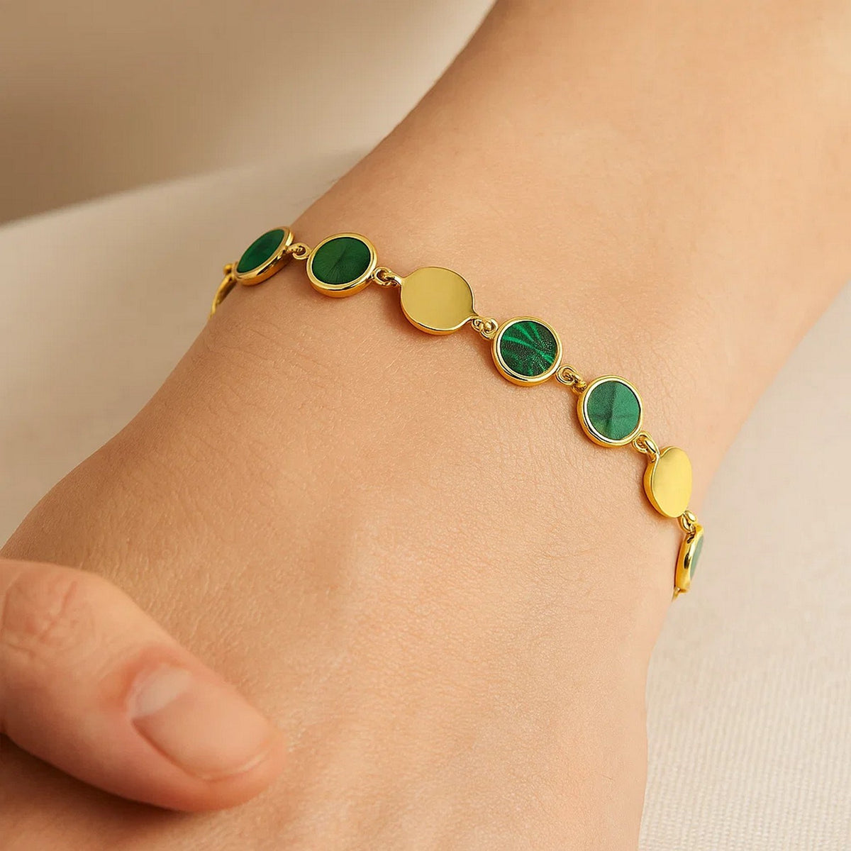 Malachite Gem Alternating Bracelet in 14K Yellow Gold (5.00 mm)