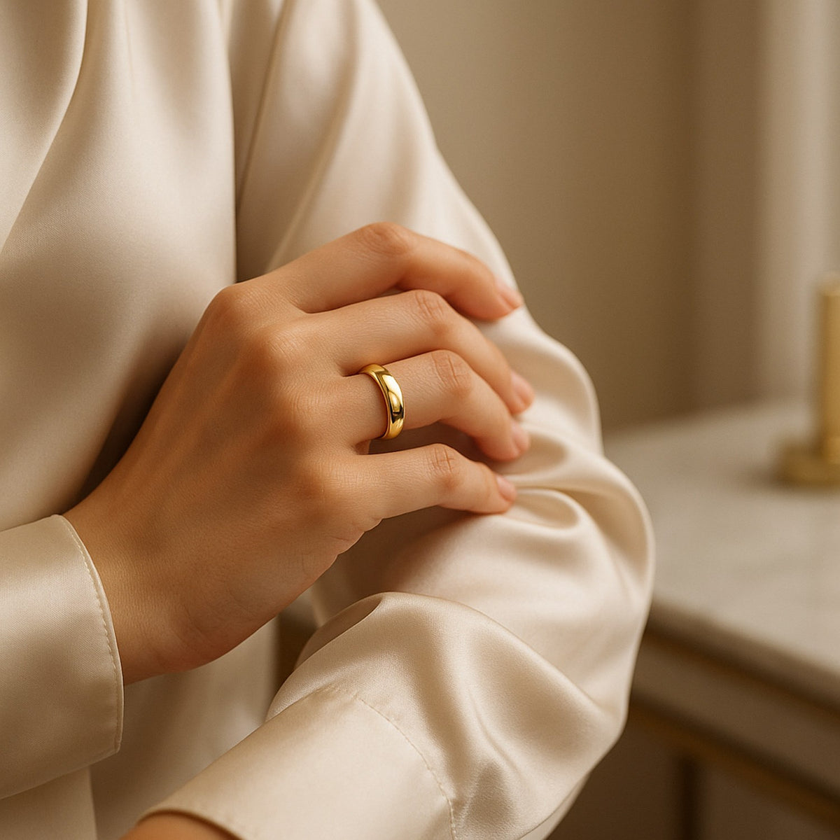 14k Yellow Gold Comfort Fit Wedding Band(5.00 mm)