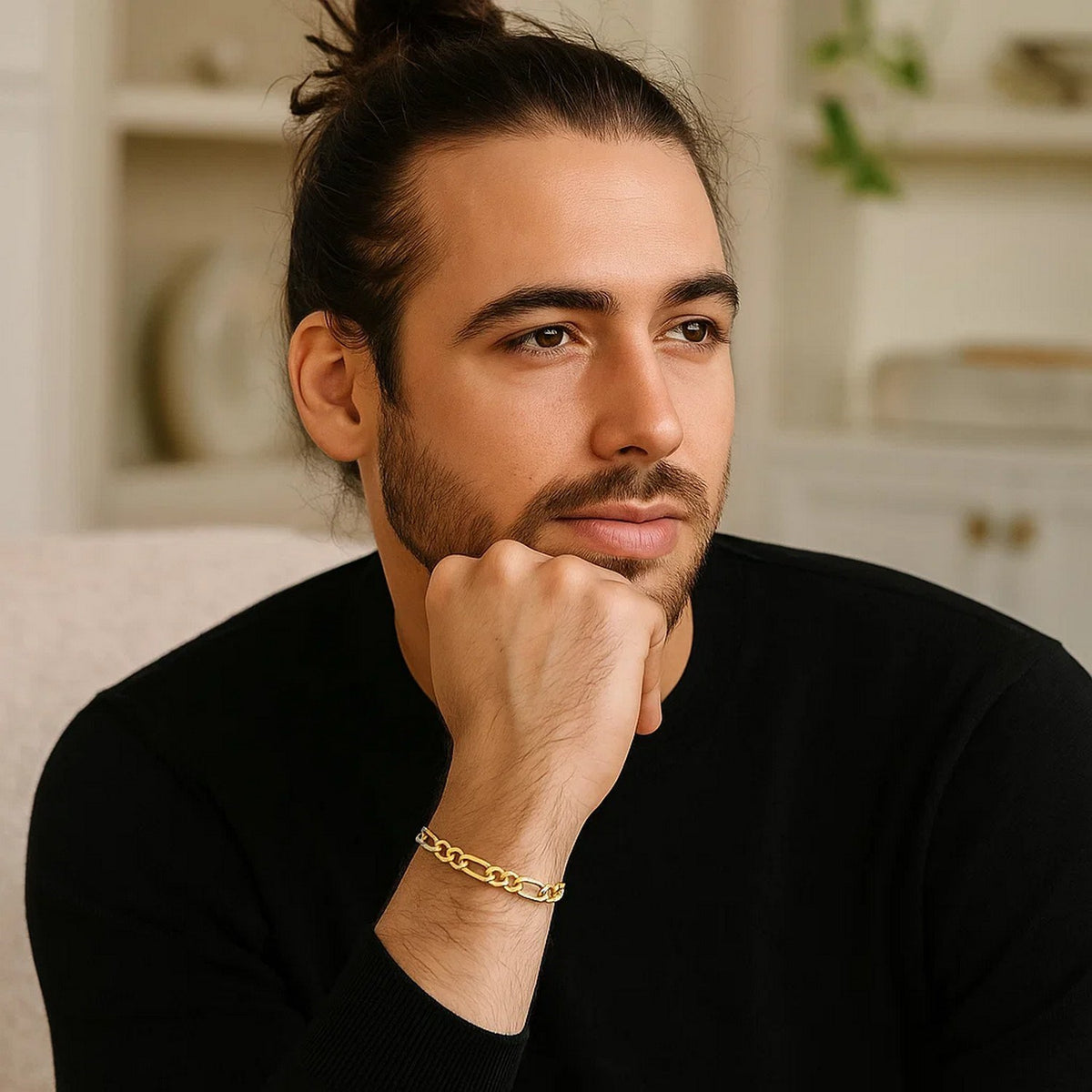 10k Yellow Gold Lite Figaro Bracelet (5.60 mm)